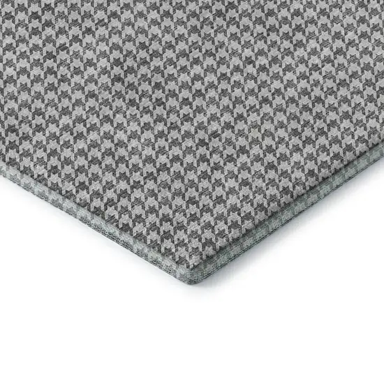 8' Gray And Ivory Houndstooth Washable Round Rug With UV Protection Photo 6