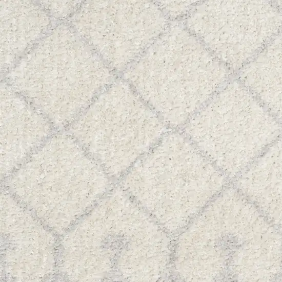 5' Gray And Ivory Moroccan Washable Round Rug Photo 7