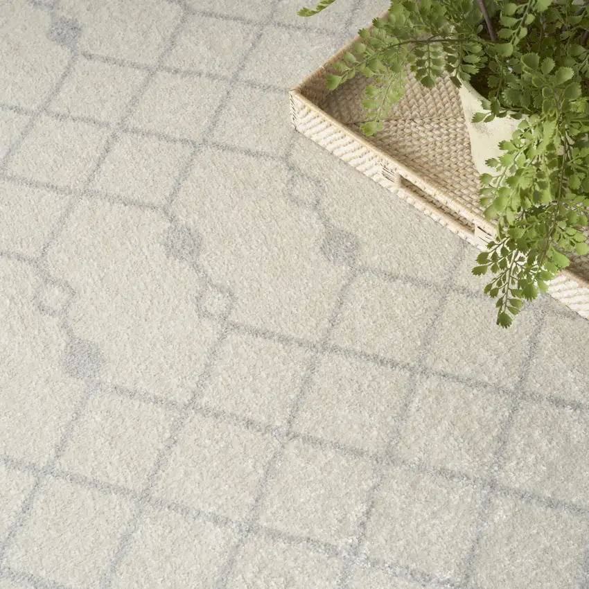 5' Gray And Ivory Moroccan Washable Round Rug Photo 9