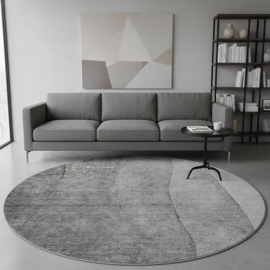 8' Gray And Ivory Ombre Washable Round Rug With UV Protection Photo 2