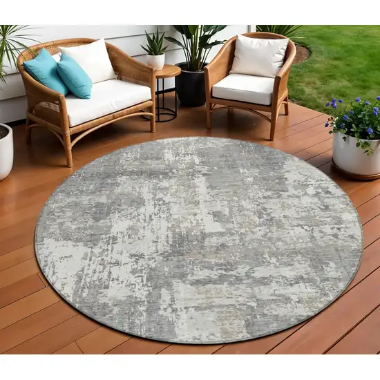 8' Gray And Ivory Round Abstract Washable Indoor Outdoor Area Rug Photo 1