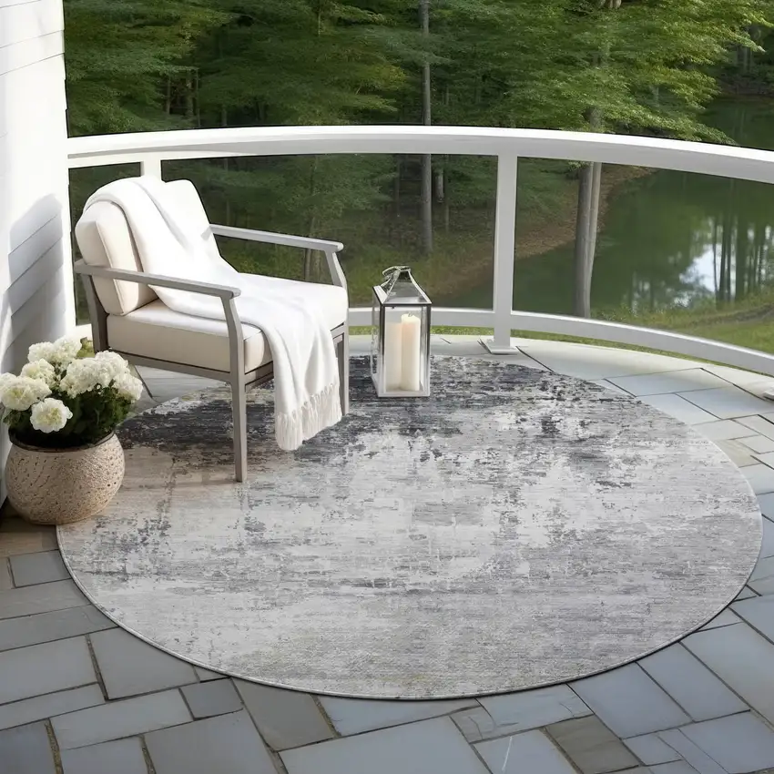 8' Gray And Ivory Round Abstract Washable Indoor Outdoor Area Rug Photo 5