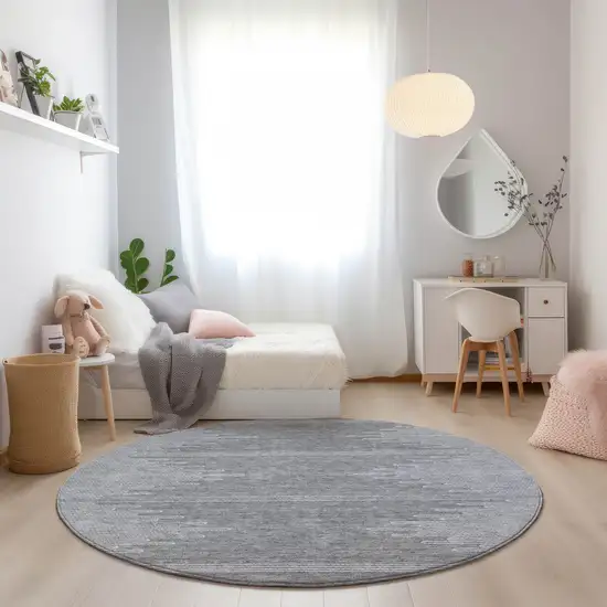 8' Gray And Ivory Round Abstract Washable Indoor Outdoor Area Rug Photo 7