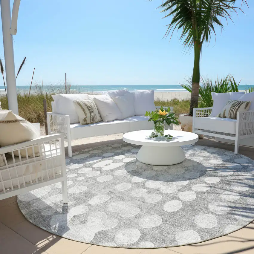 8' Gray And Ivory Round Abstract Washable Indoor Outdoor Area Rug Photo 6