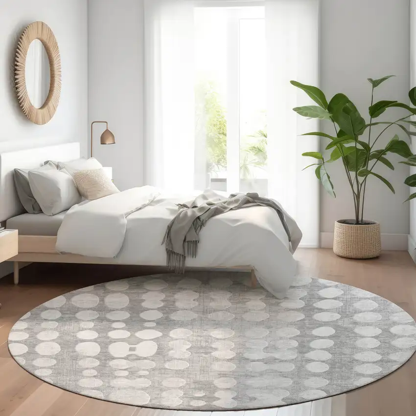 8' Gray And Ivory Round Abstract Washable Indoor Outdoor Area Rug Photo 7