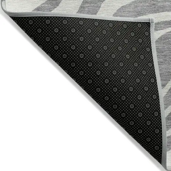 8' Gray And Ivory Round Animal Print Washable Indoor Outdoor Area Rug Photo 3