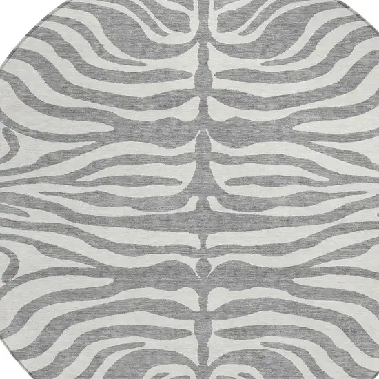 8' Gray And Ivory Round Animal Print Washable Indoor Outdoor Area Rug Photo 5