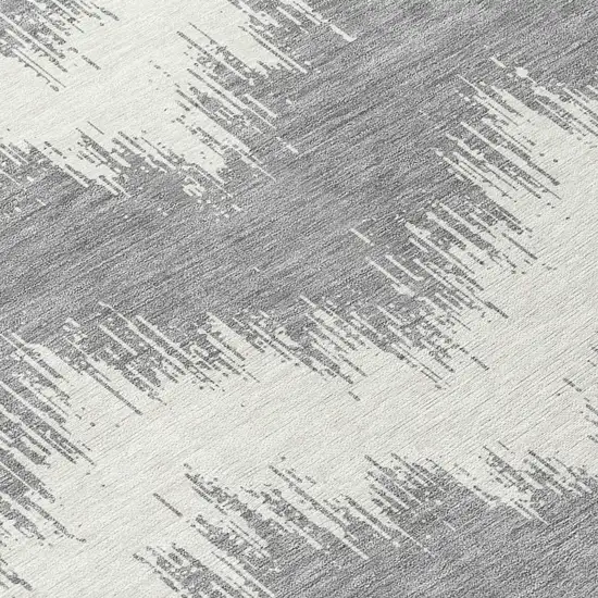 8' Gray And Ivory Round Chevron Washable Indoor Outdoor Area Rug Photo 8