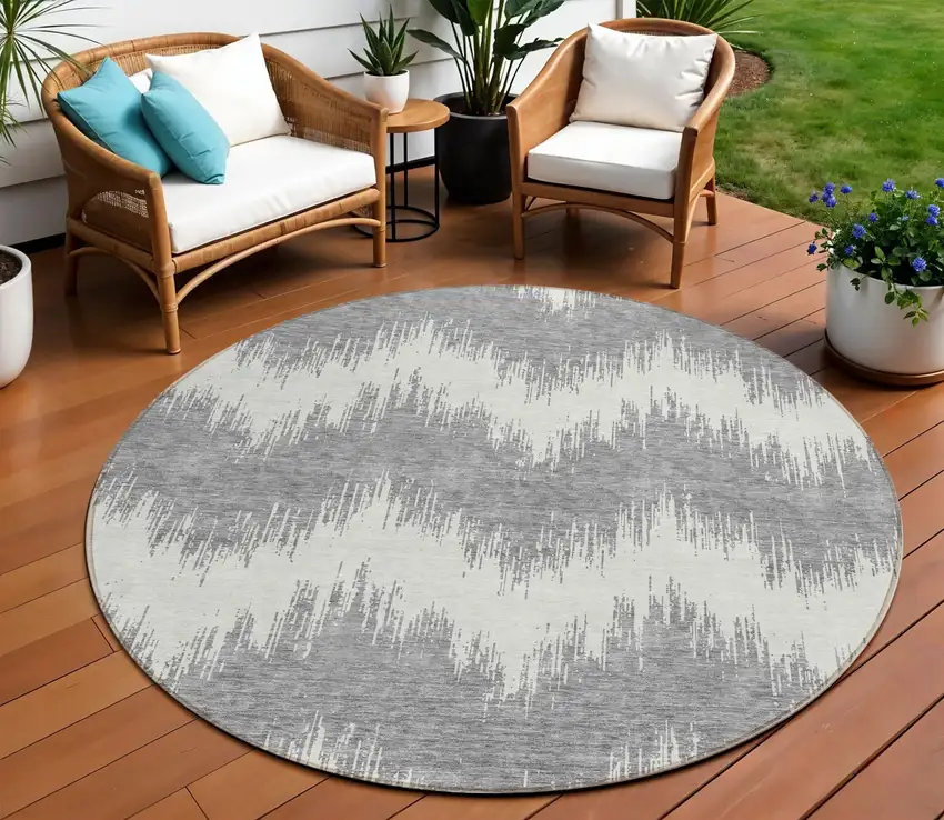 8' Gray And Ivory Round Chevron Washable Indoor Outdoor Area Rug Photo 1