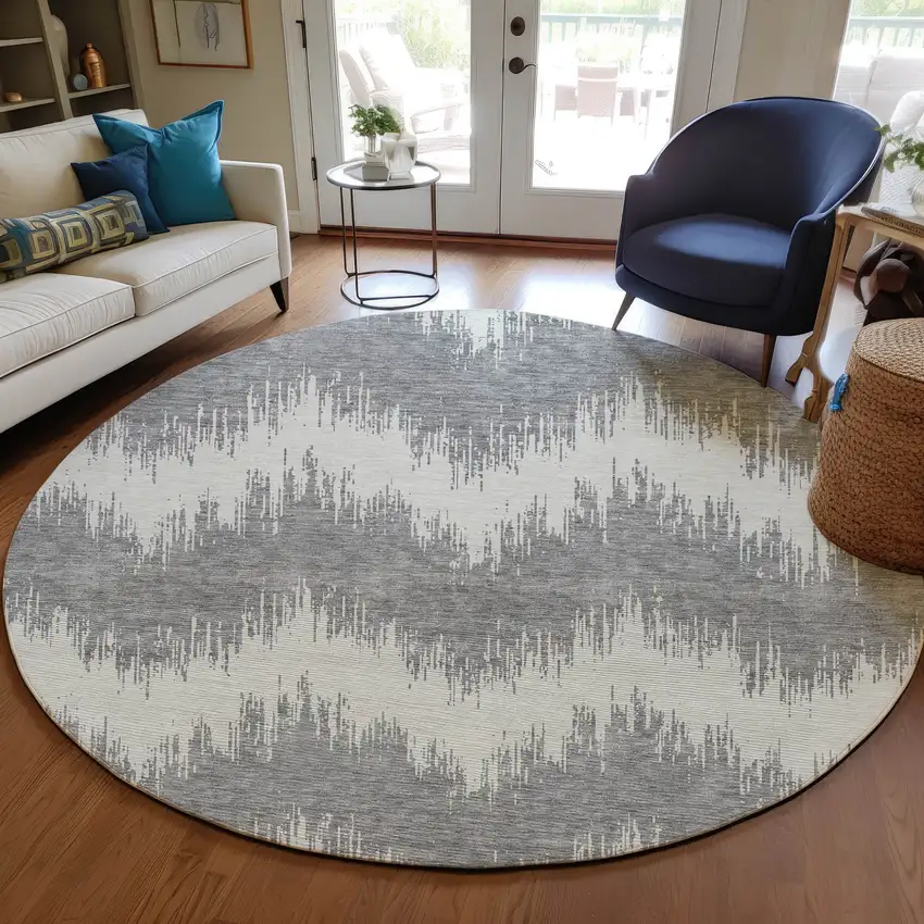 8' Gray And Ivory Round Chevron Washable Indoor Outdoor Area Rug Photo 7