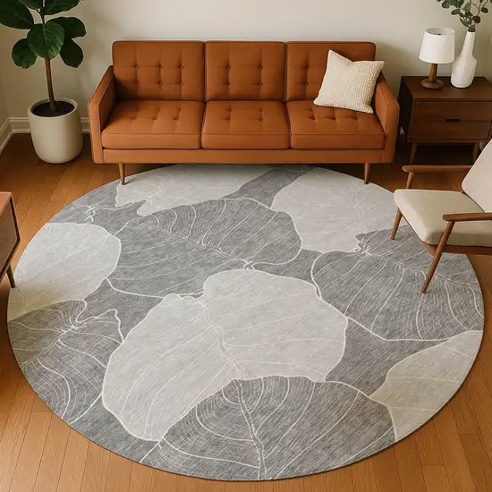 8' Gray And Ivory Round Floral Washable Indoor Outdoor Area Rug Photo 5