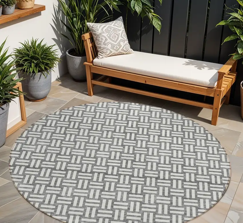 8' Gray And Ivory Round Geometric Washable Indoor Outdoor Area Rug Photo 1