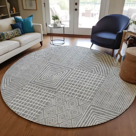 8' Gray And Ivory Round Geometric Washable Indoor Outdoor Area Rug Photo 7