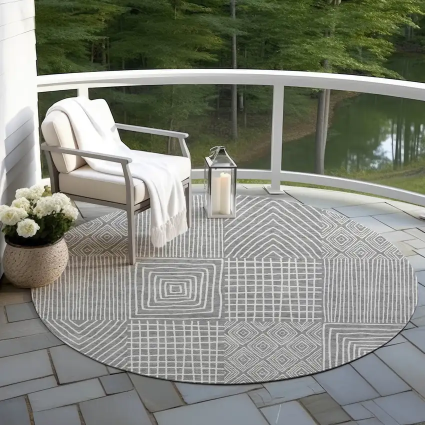 8' Gray And Ivory Round Geometric Washable Indoor Outdoor Area Rug Photo 6