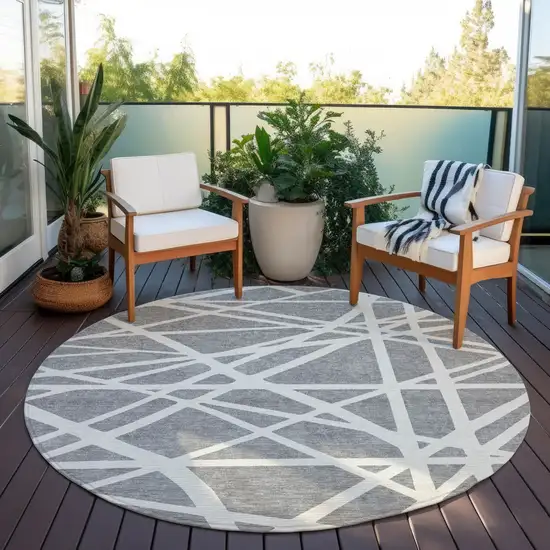 8' Gray And Ivory Round Geometric Washable Indoor Outdoor Area Rug Photo 7