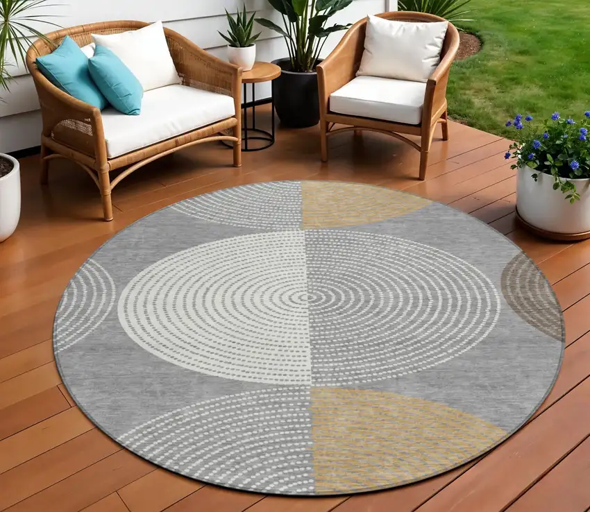 8' Gray And Ivory Round Geometric Washable Indoor Outdoor Area Rug Photo 1
