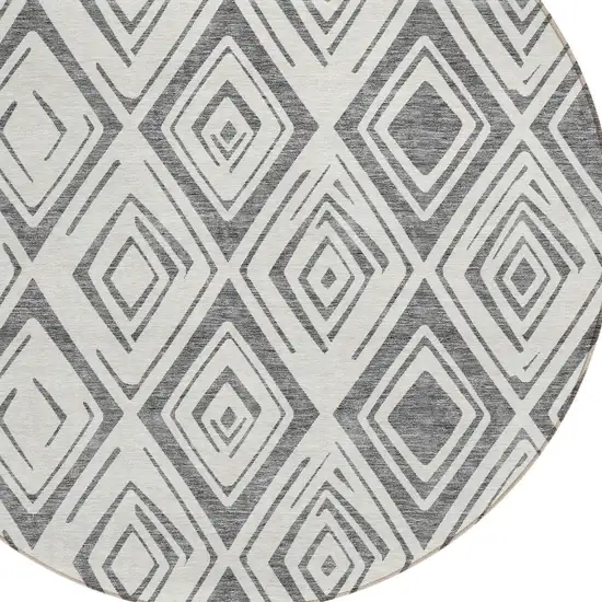 8' Gray And Ivory Round Geometric Washable Indoor Outdoor Area Rug Photo 4