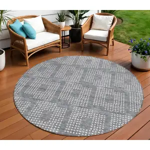 Photo of 8' Gray And Ivory Round Geometric Washable Indoor Outdoor Area Rug