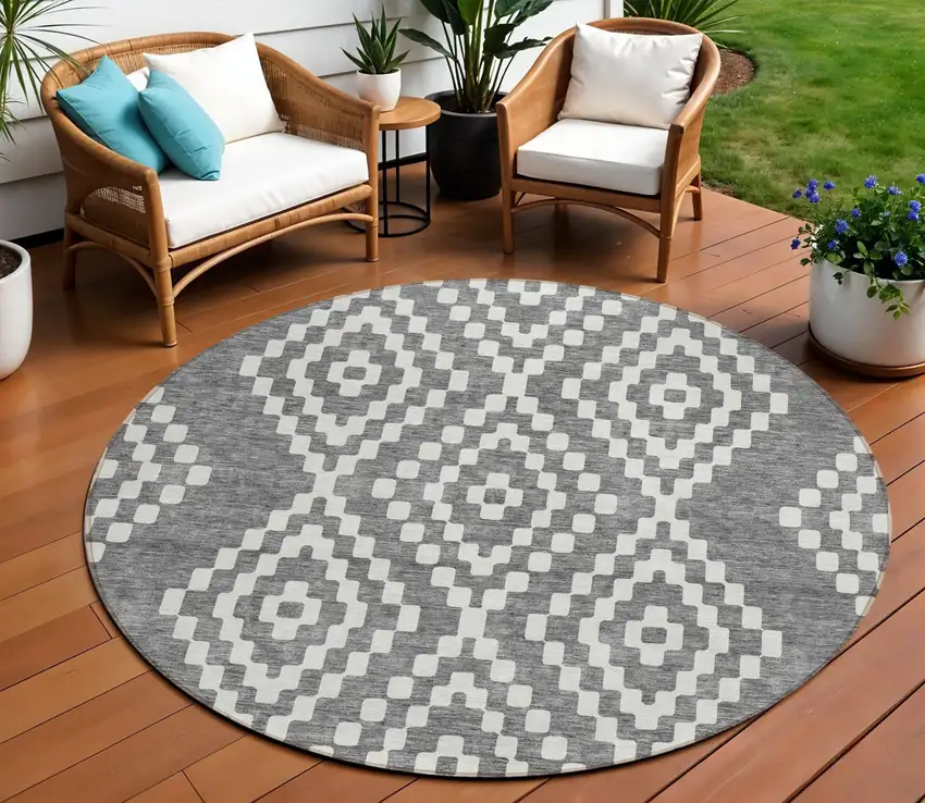 8' Gray And Ivory Round Geometric Washable Indoor Outdoor Area Rug Photo 1