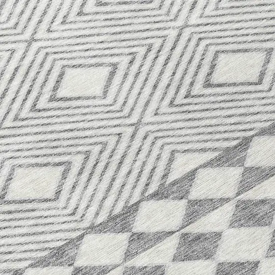 8' Gray And Ivory Round Geometric Washable Indoor Outdoor Area Rug Photo 7