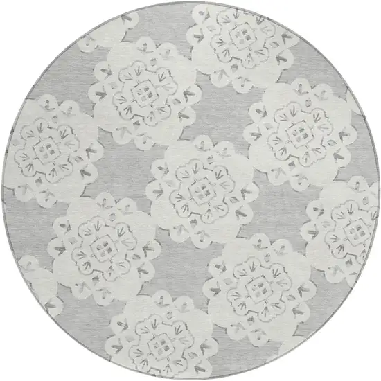 8' Gray And Ivory Round Quatrefoil Washable Indoor Outdoor Area Rug Photo 2