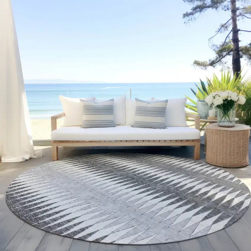 8' Gray And Ivory Round Striped Washable Indoor Outdoor Area Rug Photo 6