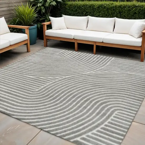 5' Gray And Ivory Square Striped Indoor Outdoor Area Rug Photo 1