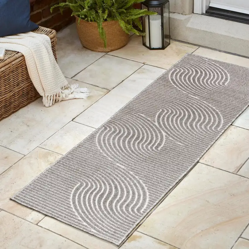 10' Gray And Ivory Striped Indoor Outdoor Runner Rug Photo 5