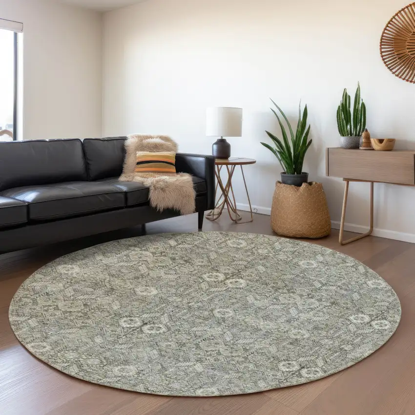 8' Gray And Ivory Tribal Washable Round Rug With UV Protection Photo 4