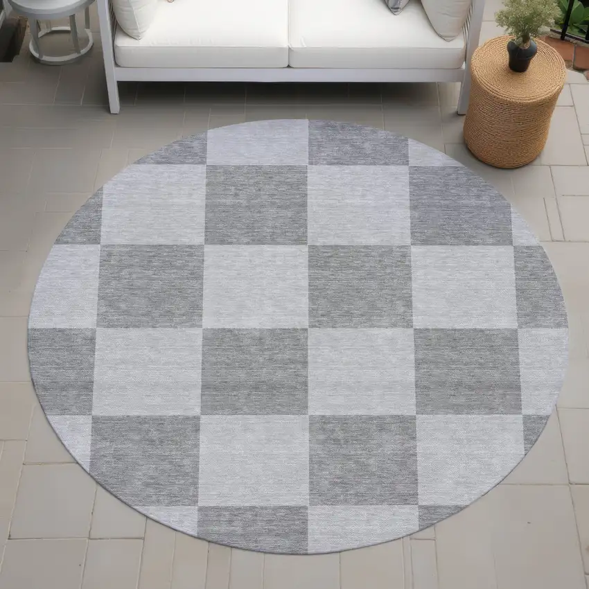 8' Gray And Pewter Round Geometric Washable Indoor Outdoor Area Rug Photo 8