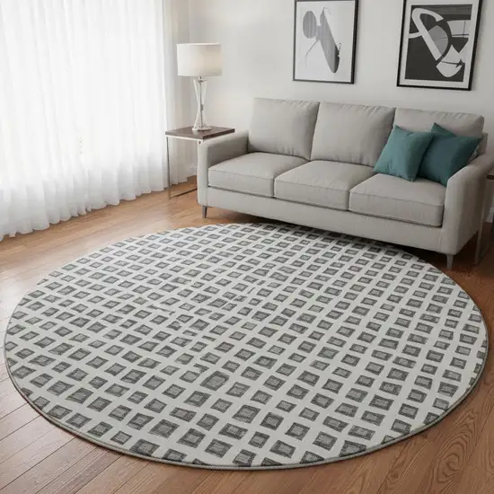 8' Gray And Silver Geometric Washable Round Rug With UV Protection Photo 2