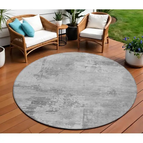 8' Gray And Silver Round Abstract Washable Indoor Outdoor Area Rug Photo 1