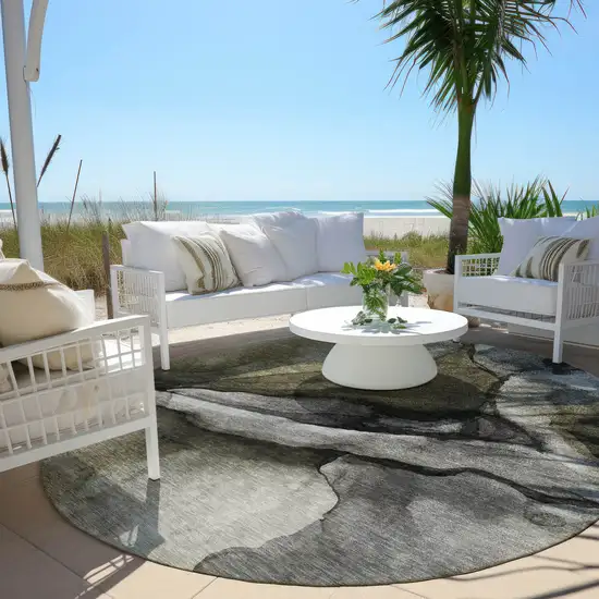 8' Gray And Silver Round Abstract Washable Indoor Outdoor Area Rug Photo 6