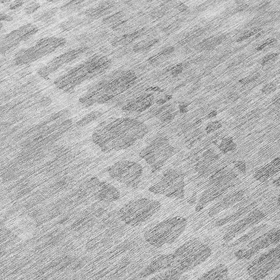 8' Gray And Silver Round Abstract Washable Indoor Outdoor Area Rug Photo 9