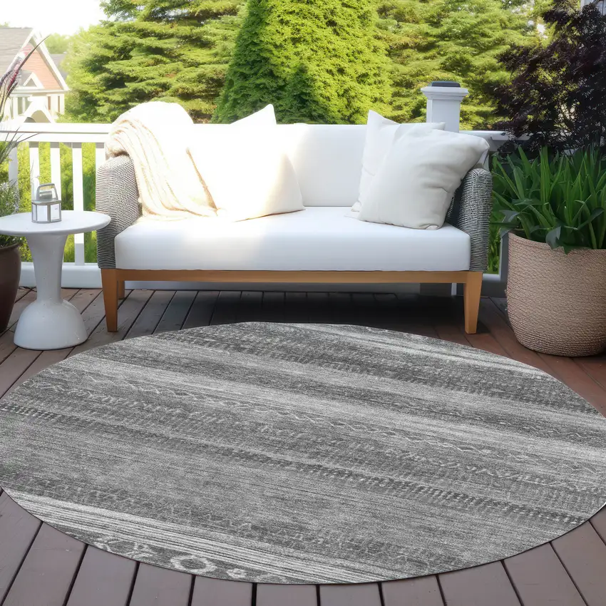 8' Gray And Silver Round Aztec Washable Indoor Outdoor Area Rug Photo 6