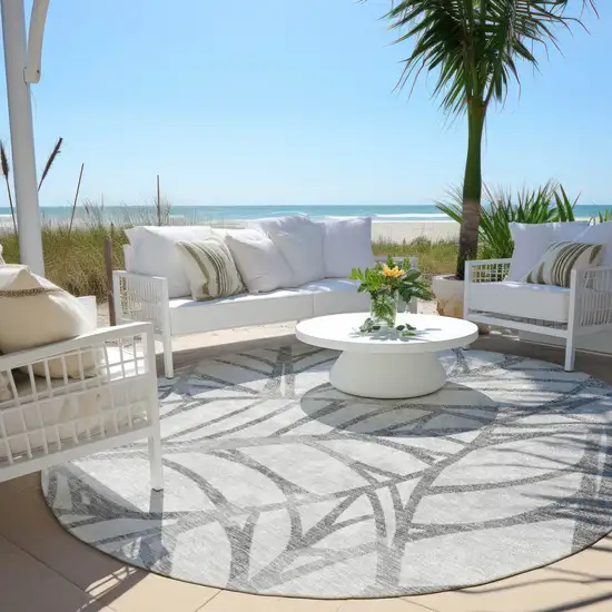 8' Gray And Silver Round Floral Washable Indoor Outdoor Area Rug Photo 7