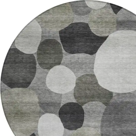 8' Gray And Silver Round Geometric Washable Indoor Outdoor Area Rug Photo 2
