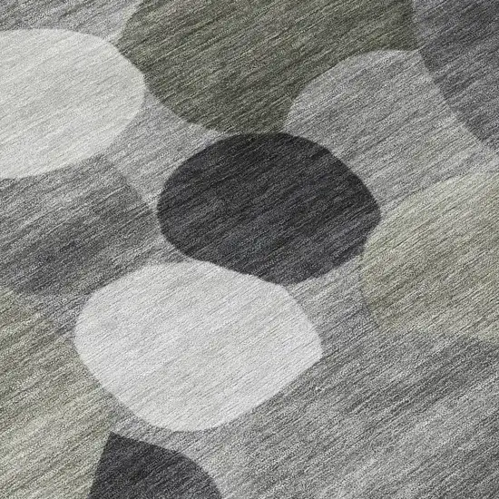 8' Gray And Silver Round Geometric Washable Indoor Outdoor Area Rug Photo 9