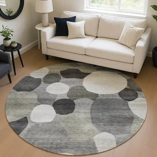8' Gray And Silver Round Geometric Washable Indoor Outdoor Area Rug Photo 5