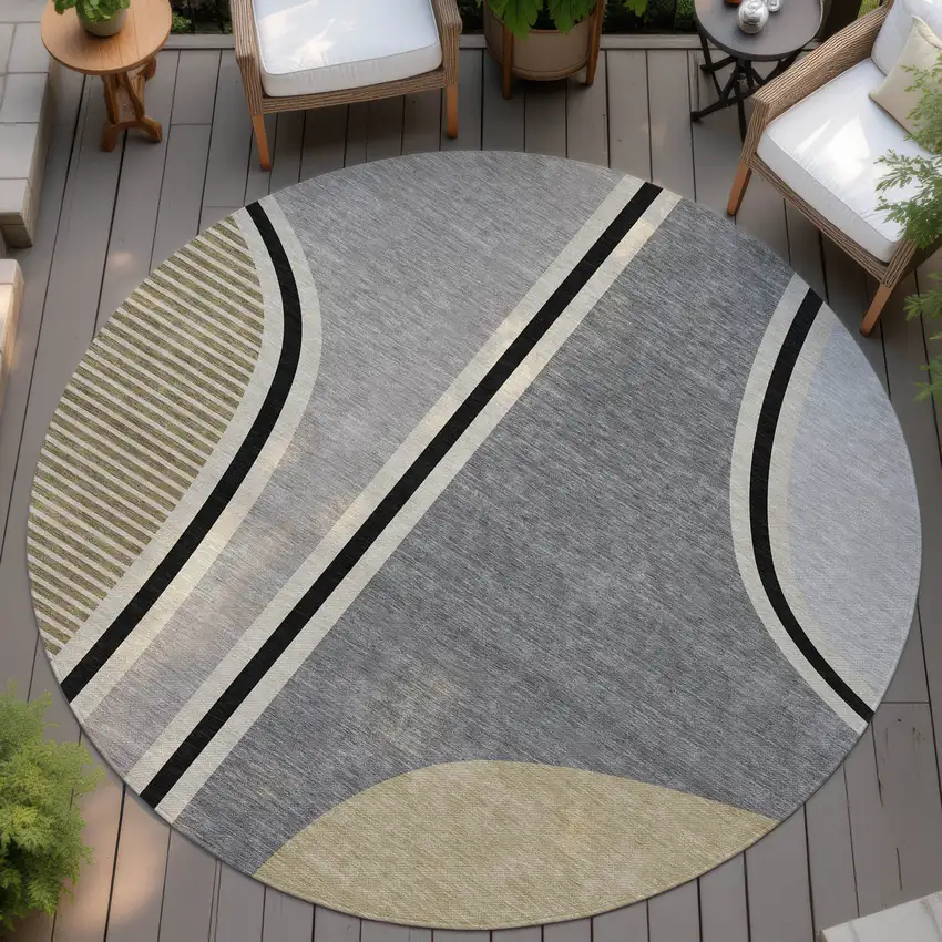 8' Gray And Silver Round Geometric Washable Indoor Outdoor Area Rug Photo 4