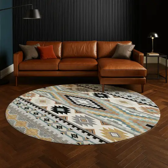 8' Gray And Silver Round Southwestern Washable Indoor Outdoor Area Rug Photo 5