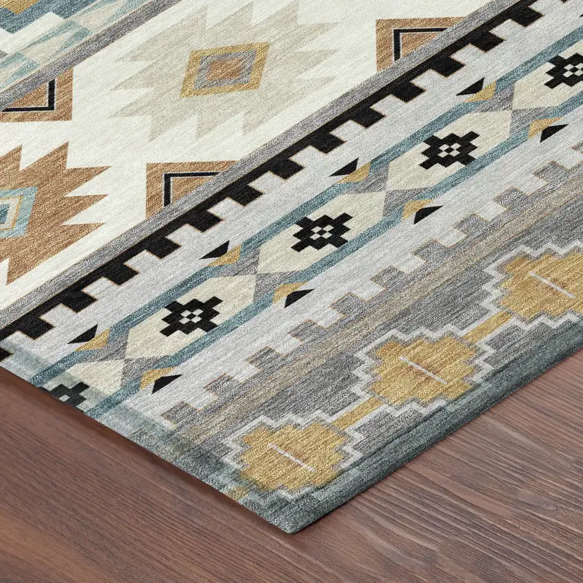 8' Gray And Silver Round Southwestern Washable Indoor Outdoor Area Rug Photo 1