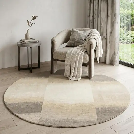 5' Gray And White Abstract Washable Round Rug With UV Protection Photo 1