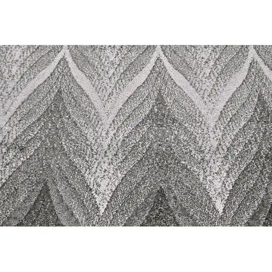8' Gray And White Round Geometric Stain Resistant Area Rug Photo 3