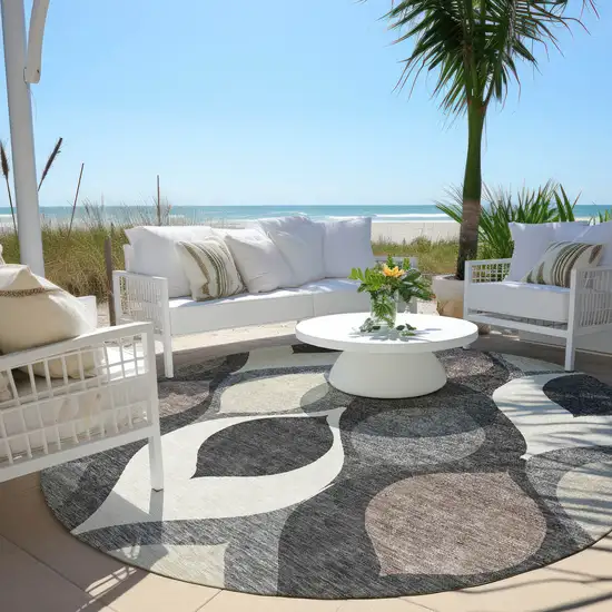 8' Gray Beige And Taupe Round Ogee Washable Indoor Outdoor Area Rug Photo 6