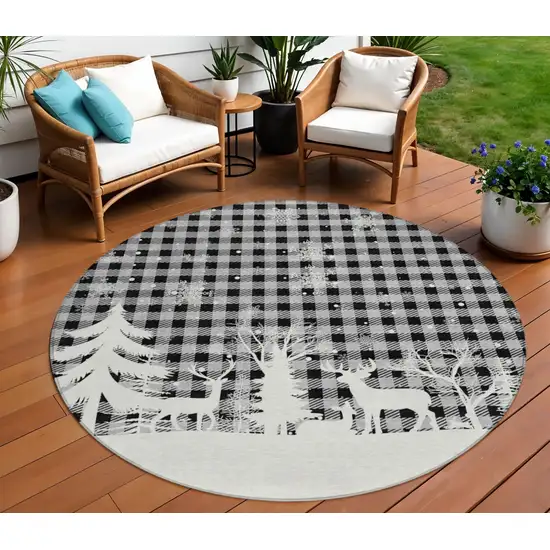 8' Gray Black And Ivory Round Plaid Washable Indoor Outdoor Area Rug Photo 2