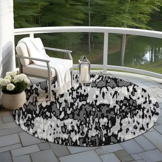 8' Gray Black And Ivory Round Striped Washable Indoor Outdoor Area Rug Photo 6