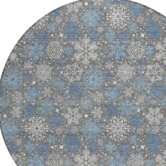 8' Gray Blue And Ivory Round Snowflake Washable Indoor Outdoor Area Rug Photo 4