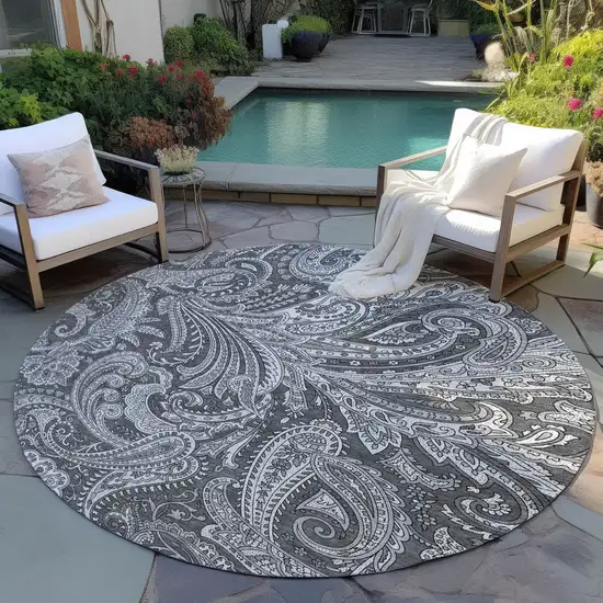 8' Gray Charcoal And Ivory Round Paisley Washable Indoor Outdoor Area Rug Photo 6