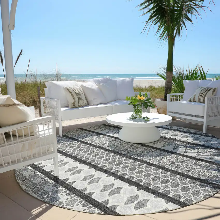8' Gray Charcoal And Silver Round Quatrefoil Washable Indoor Outdoor Area Rug Photo 6